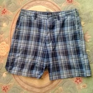 Mens IZOD shorts Size 36